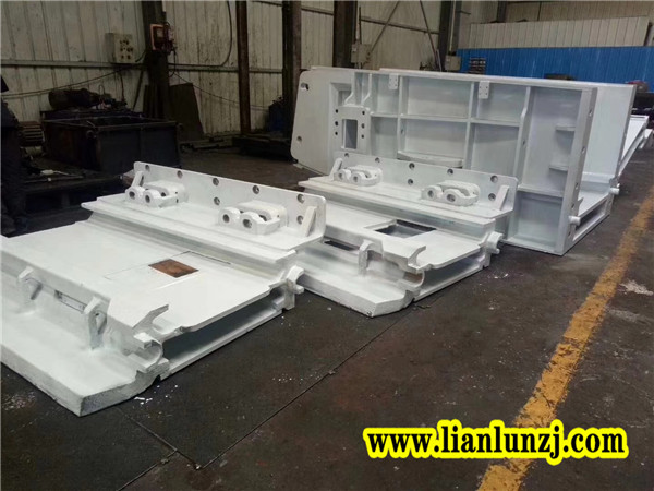 煤机配件厂家为你解析刮板机溜槽