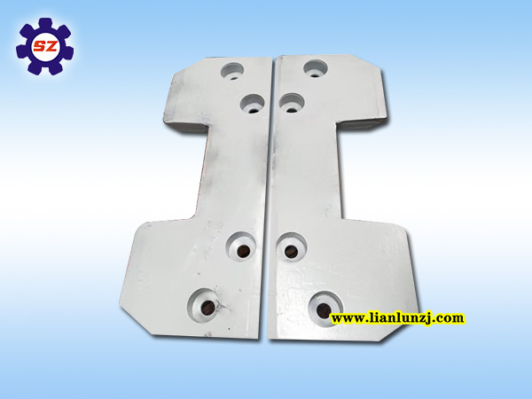 太阳城申博分享：刮板机护板小知识