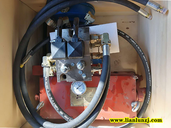 液压紧链器工作原理是什么？_河南太阳城申博